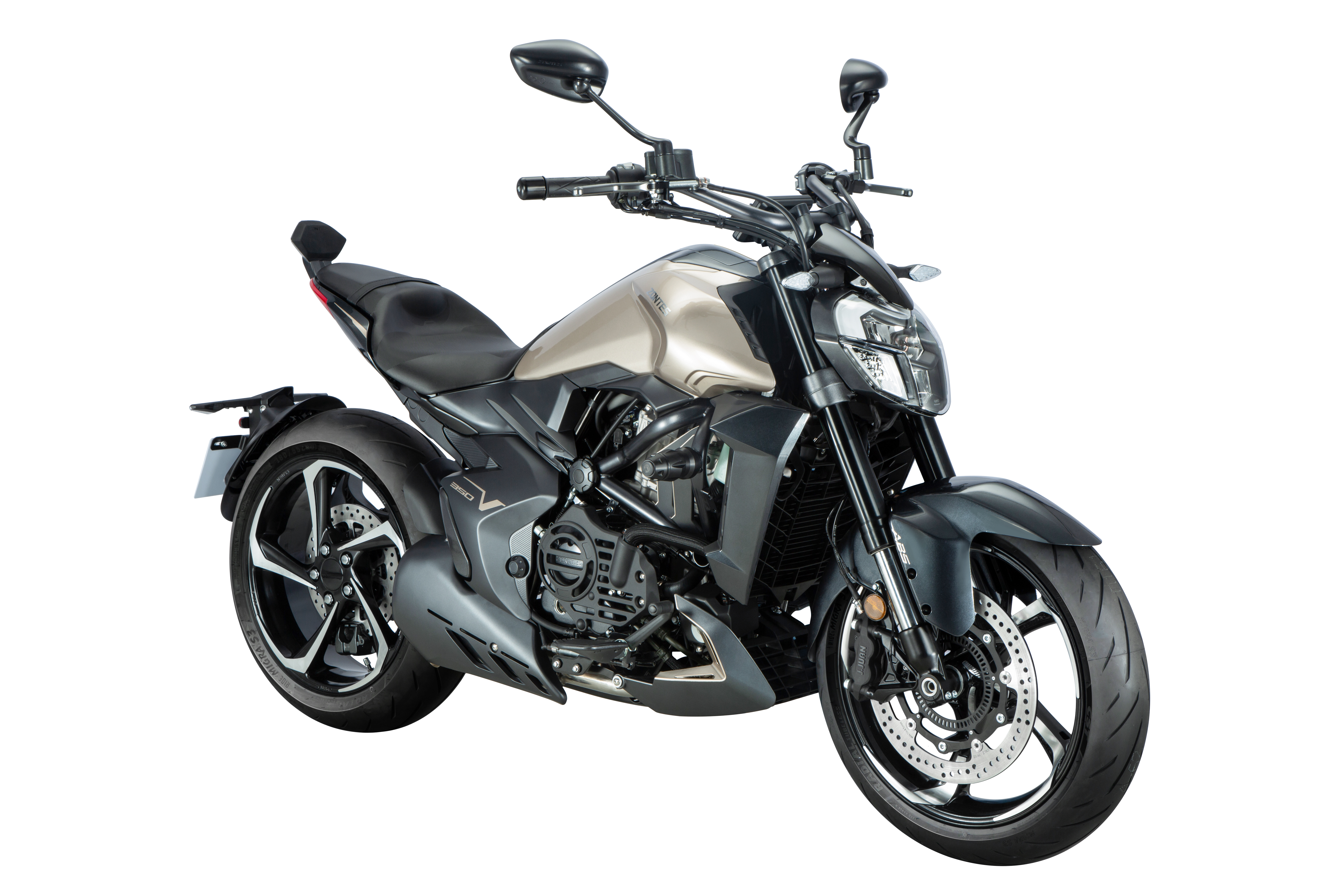 4B0A16951 без фона